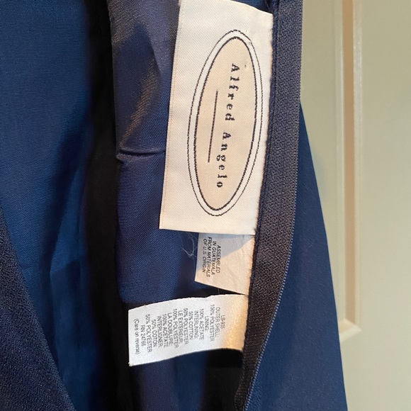 Alfred Angelo Size small Navy Gown- worn once- Perfect for Prom or Bridesmaid - Picture 6 of 6